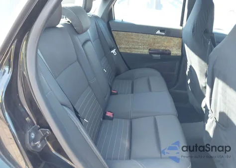 2006 Volvo S40 2.4I from USA, damaged, VIN YV1MS390262166818